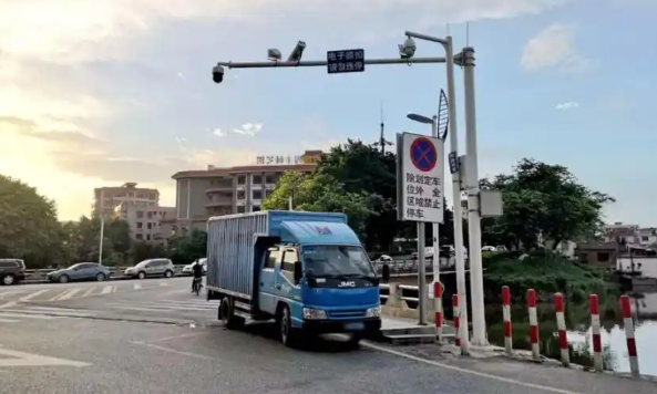 道路監(jiān)控3